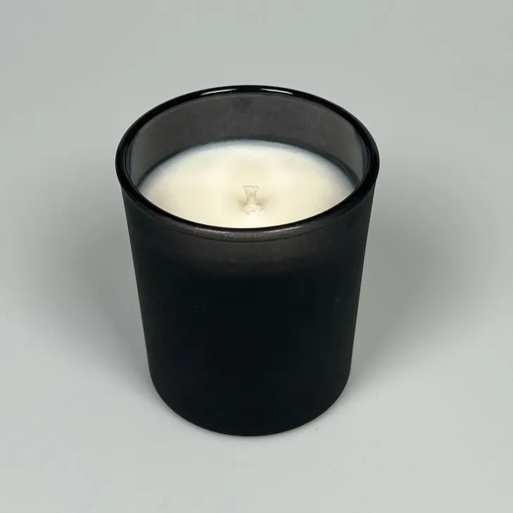 Świeca sojowa zapachowa w szkle czarny mat - bawełniany knot 245 ml